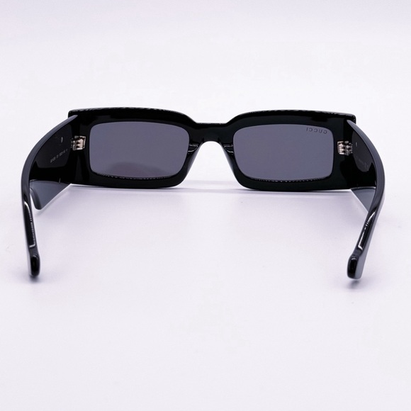 Authentic Gucci Grey Rectangular Sunglasses GG1425S 001 53 - Picture 10 of 15